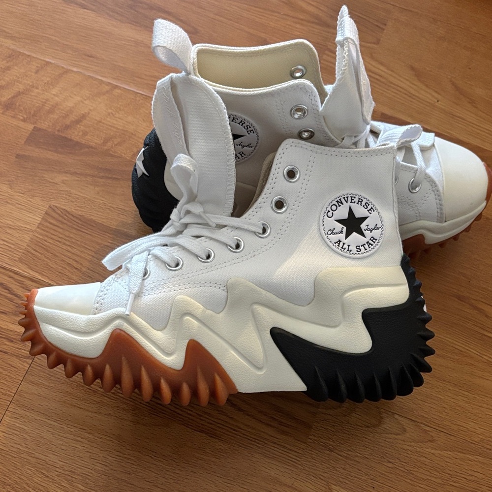 Converse White and Black Chunky Sneakers - Picture 3 of 5